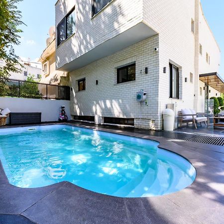 Rokah Luxury Villa At Ramat Hahayal Тел Авив Екстериор снимка