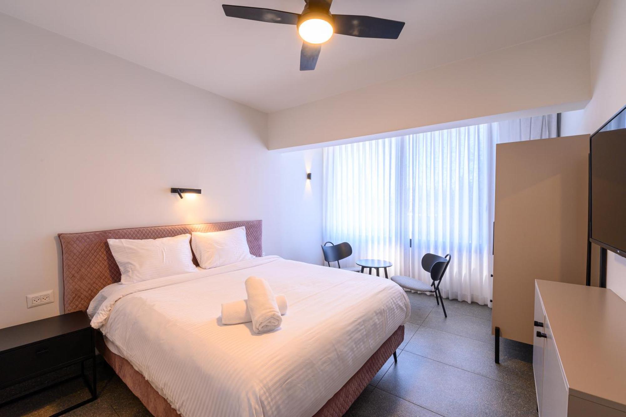 Rokah Luxury Villa At Ramat Hahayal Тел Авив Екстериор снимка